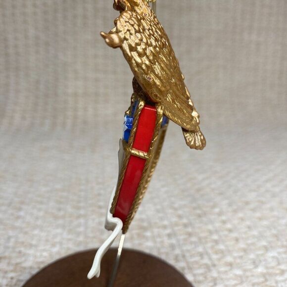 On Wings Of Courage 2008 Hallmark Keepsake Ornament - Picture 3 of 7